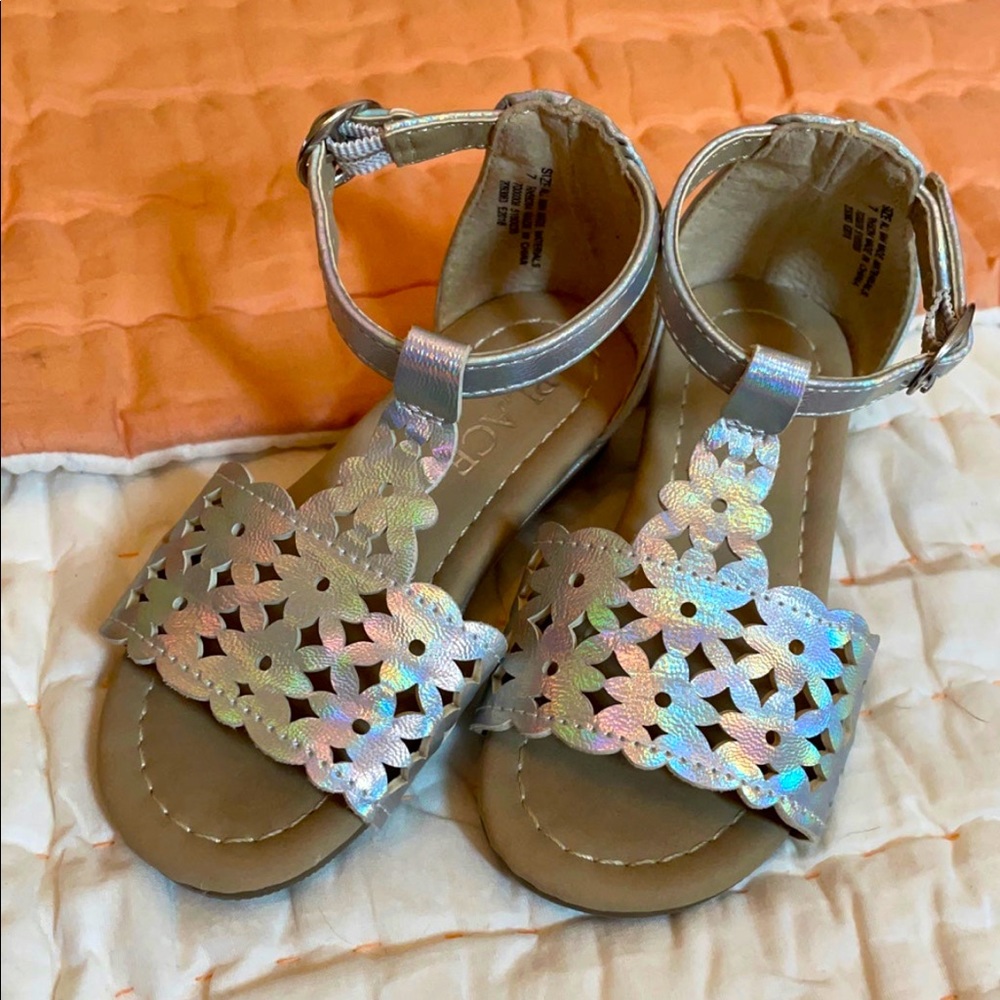 Children’s place toddler girl sandals
